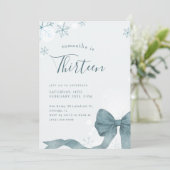 Invitation Blue Bow Winter Snowflake 13th Birthday Party (Debout devant)