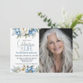 Invitation Blue Magnolia and Peony Celebration Of Life (Debout devant)