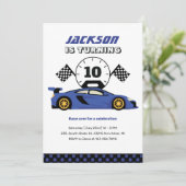 Invitation Blue Racing Car Race Enfants Garçons Anniversaire (Debout devant)