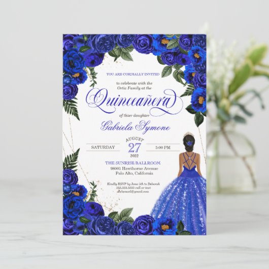 Invitation Blue Roses & Gold Fancy Ball Gown Quinceanera (Debout devant)