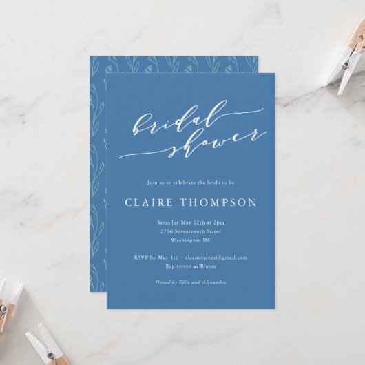 Invitation Blue Script Floral Bold Romantic Bridal Shower (Devant/Arrière en situation)