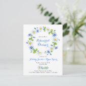 Invitation Blue White Country Daisy Floral Rehearer Dîner (Debout devant)