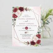Invitation Blush Bourgogne Floral Moderne Mariage cadre or (Debout devant)