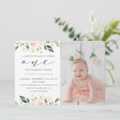 Invitation Blush Floral Greenery Girl 1er anniversaire Photo (Debout devant)