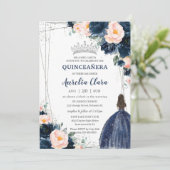 Invitation Blush Navy Blue Floral Princess Silver Quinceañera (Debout devant)