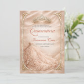 Invitation Blush & Pearl Royal Tiara quinceanera  (Debout devant)