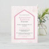 Invitation Blush Pink Personalized Ramadan Kareem Iftar (Debout devant)