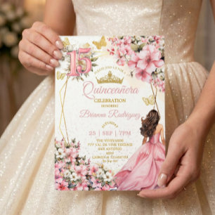 Invitation Blush Rose Fleurs Papillons Dorés Quinceañera