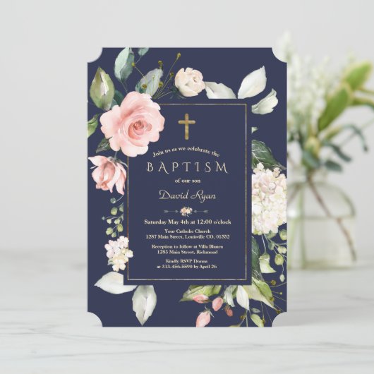 Invitation Blush rose Floral Navy Blue Gold Cross Baptême (Debout devant)