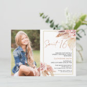 Invitation Boho Blush moderne Floral Photo Sweet 16 Anniversa (Debout devant)