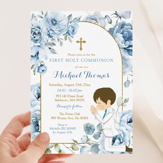 Invitation Boho Dusty Blue Floral Boy priant la première comm