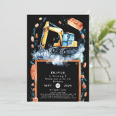 Invitation Boho Excavator Construction Anniversaire (Debout devant)