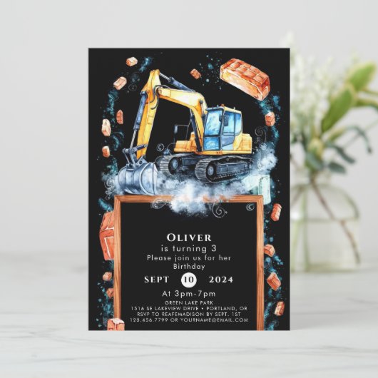 Invitation Boho Excavator Construction Anniversaire (Debout devant)