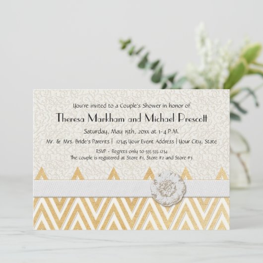 Invitation BOHO Faux Burlap n Lace cHEVRON style moderne mod (Debout devant)