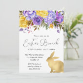 Invitation Boho Fleurs Printanières et Lapins Dorés Brunch de (Debout devant)