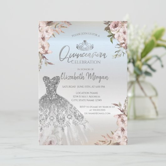Invitation Boho Fleurs robe argent Quinceanera (Debout devant)
