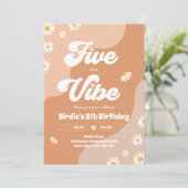 Invitation Boho Floral Daisy 5e Anniversaire Five Est Une Vib (Debout devant)