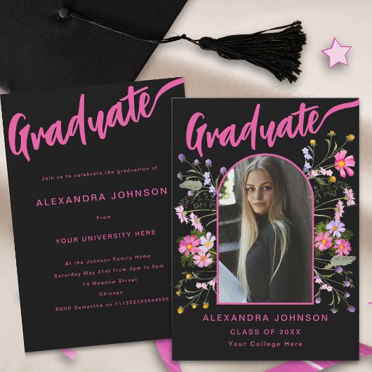 Invitation Boho Floral Photo noir et rose Script Grad Party
