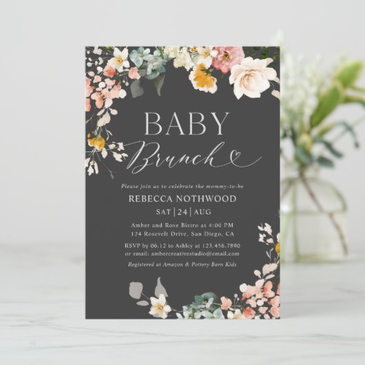Invitation Boho foncé moderne Floral Bébé Brunch (Debout devant)