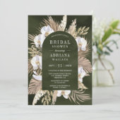 Invitation Boho Pampas Orchidée Blanche Olive Green Fête des  (Debout devant)