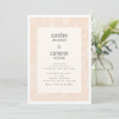 Invitation Boho Peach Blush Marble Mariage moderne (Debout devant)