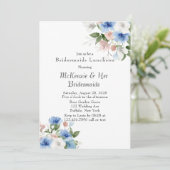 Invitation Boho Pink et Blue Peony Bridesservantes Déjeuner (Debout devant)