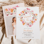 Invitation Boho prairie photo fleur sauvage Sweet 16<br><div class="desc">Annoncez votre prochain anniversaire Sweet 16 avec nos invitations inspirées du boho, avec de jolis et charmants fleurs sauvages dans les tons terre à la mode comme l'orange, le vert sauge, le rouge foncé et le rose poussiéreux sur le blanc. Le script de brosse moderne ajoute une touche d'élégance à...</div>