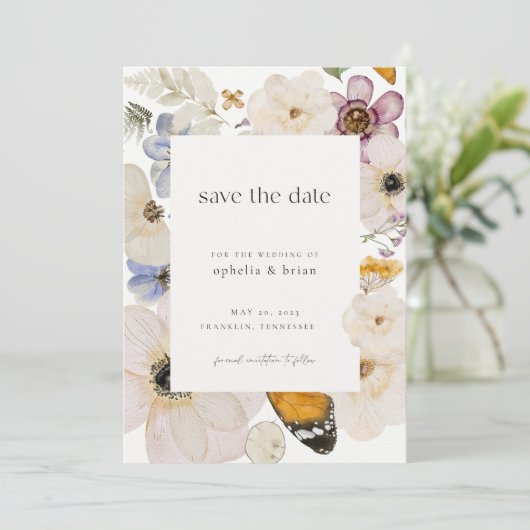 Invitation Boho Pressé Fleur séchée Enregistrer la date (Debout devant)