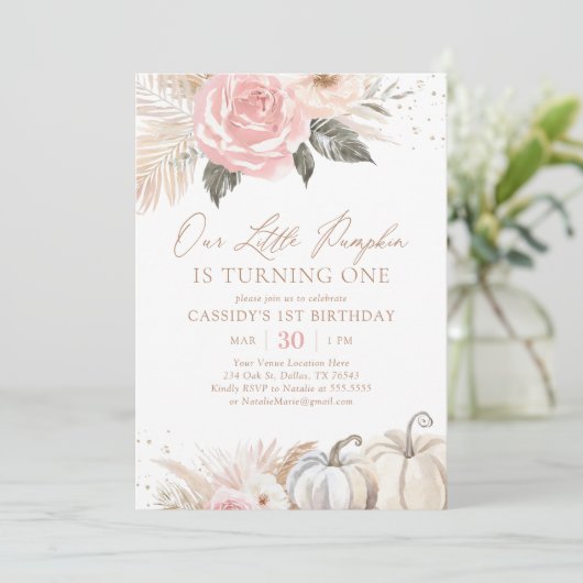 Invitation Boho rose Pampas Citrouille d'herbe 1er anniversai (Debout devant)