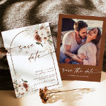 Invitation Boho Save The Date, Rustic Fall Fiançailles<br><div class="desc">Boho rustique Faire-part Mariage, Fall Terracotta Invitation Ce charmant Save the Date présente de beaux bouquets boho fleuris dans différentes couleurs de terre cuite, vert et beige. Ce beau design neutre est bon pour toute saison ! C'est la meilleure façon d'annoncer votre fiançailles à vos favoris ! Utilisez "Modifier l'outil...</div>