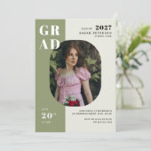 Invitation Boho Ssge Green Bold Typographie Photo Graduation (Debout devant)