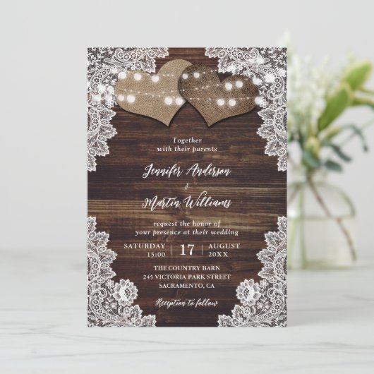 Invitation Bois rustique Burlap et dentelle mariage Invitatio (Debout devant)