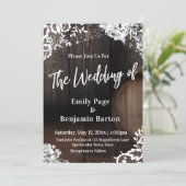 Invitation Bois Vin Baril Lumières Décontracté Le Mariage de (Debout devant)