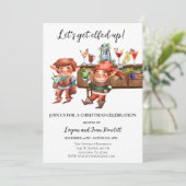 Invitation Boissons de fête de Noël Let's Get Elfed Up  (Debout devant)