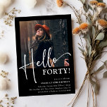 Invitation Bonjour QUARANTE ! 40ème anniversaire minimum<br><div class="desc">Faites du 40e anniversaire de votre bien-aimé une fête inoubliable avec notre invitation Hello QUARANTE soirée design minimale. En quelques clics,  vous pouvez ajouter leur photo,  customiser le modèle aux détails de votre événement,  et créer un invitation de fête unique qui vous impressionnera</div>