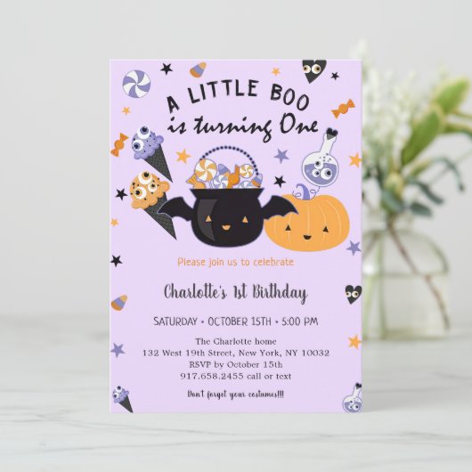 Invitation Boo Premier Anniversaire Un Petit Boo Est En Train (Debout devant)