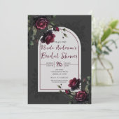 Invitation Bordeaux Red Roses Shadowy Grey Floral Bridal (Debout devant)