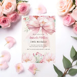 Invitation Boucles d'arc rose pâle crème anniversaire<br><div class="desc">Une élégante arrière - plan rose vif,  décorée d'un grand arc rose et de fleurs roses. Personnalisez et ajoutez un nom et des détails du parti.</div>