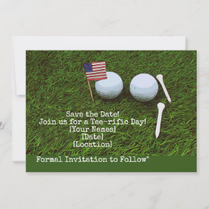 Invitation Boule de golf avec drapeau d'Amérique sur herbe ve