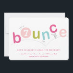Invitation Bounce kids anniversaire<br><div class="desc">Cette invitation de fête d'anniversaire rebond comprend des lettres rebondissantes dans une palette de couleur girlie de rose chaud, rose clair, vert citron et aqua avec l'âge modifiable dans l'O. Un super fun, extra girlie prendre un trampoline, gymnastique ou une fête de maison rebond. Cette invitation est inspirée par toutes...</div>