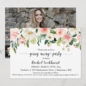 Invitation Bouquet de fleurs rose pâle qui s'éloigne de la fê (Devant / Derrière)