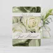 Invitation Bouquet de réception de mariage et vert (Debout devant)