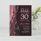 Invitation Bourgogne Rouge Argent Agate Surprise 30e annivers (Debout devant)