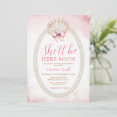 Invitation Bow She'll Be Here Soon Sea Shell Cute Baby Shower (Debout devant)