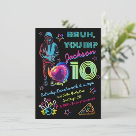 Invitation Bowling Bruh Neon Bowling Anniversaire (Debout devant)
