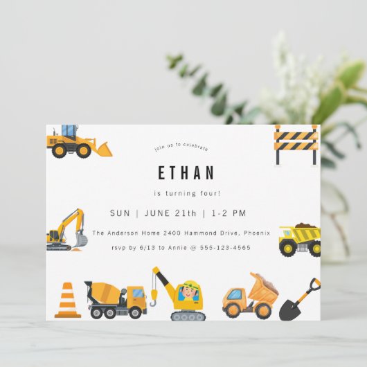 Invitation Boys Construction Birthday Party Theme (Debout devant)