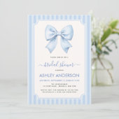 Invitation Bridal Shower with Blue Bow and Stripes (Debout devant)