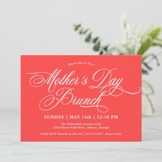Invitation Bright Coral Calligraphie Mère's Day Brunch (Debout devant)