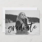 Invitation Brosse noire moderne Script Photo Graduation Party (Devant)