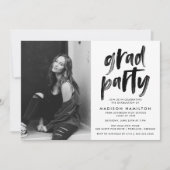Invitation Brosse noire moderne Script Photo Graduation Party (Devant)
